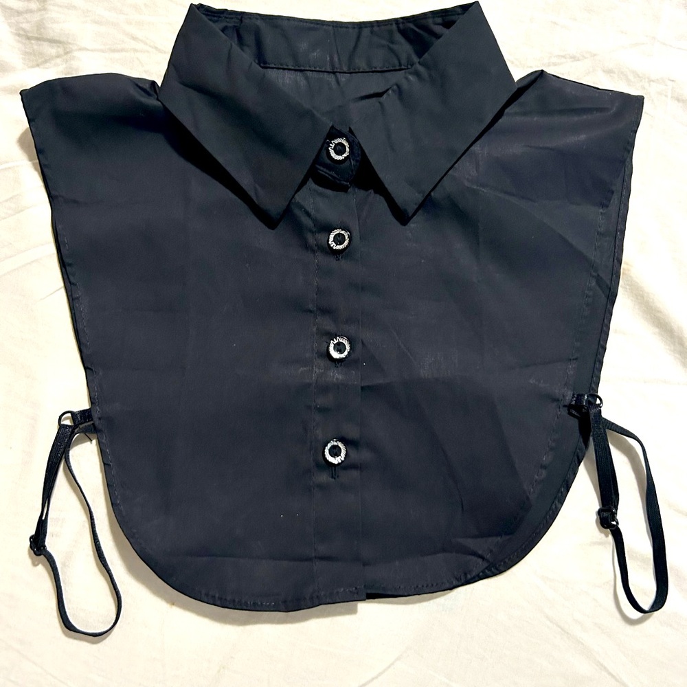 Detachable black fake collar